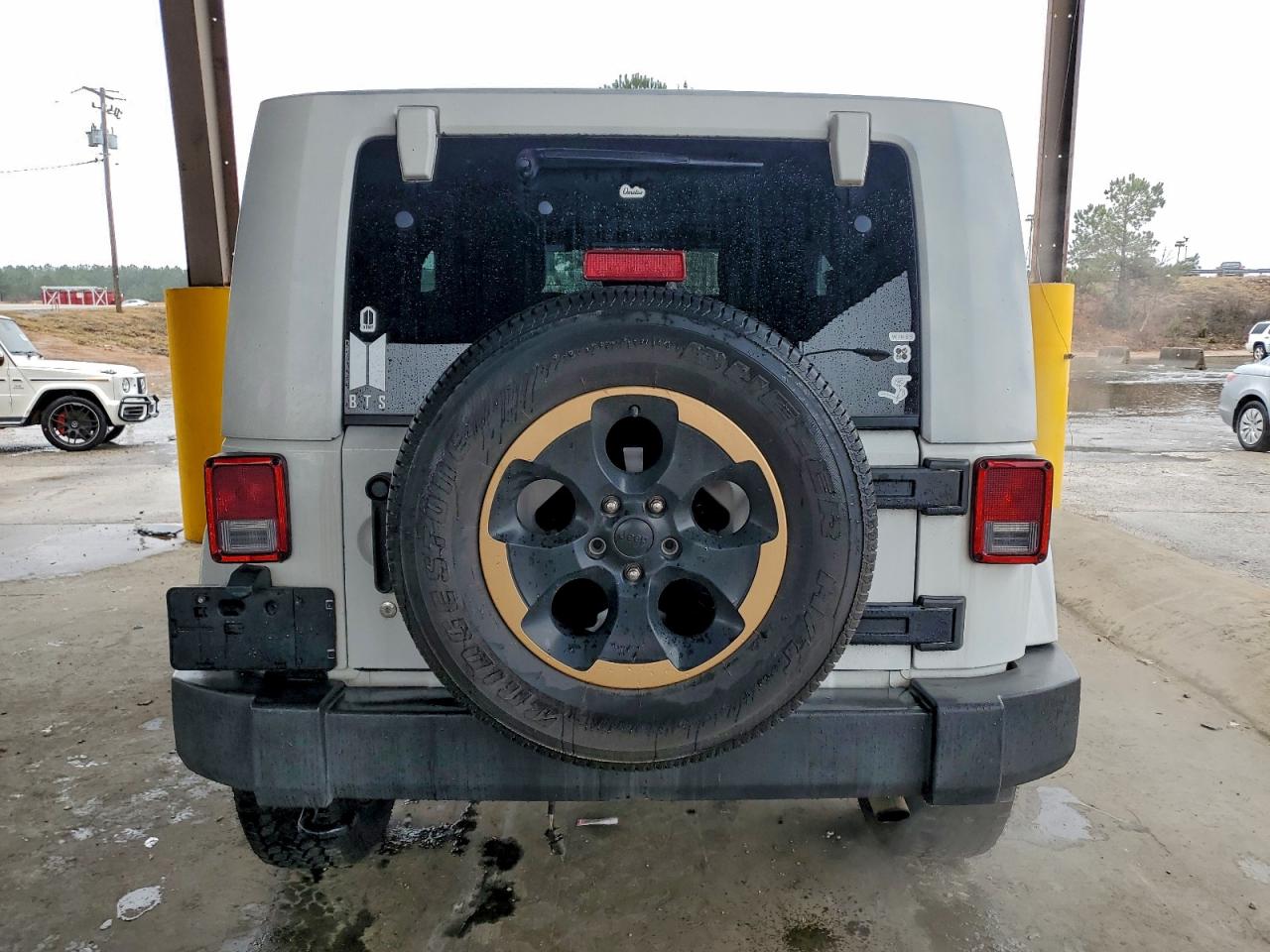 Jeep Wrangler Sport Image 13