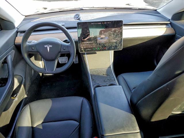 Tesla Model 3 Image 12