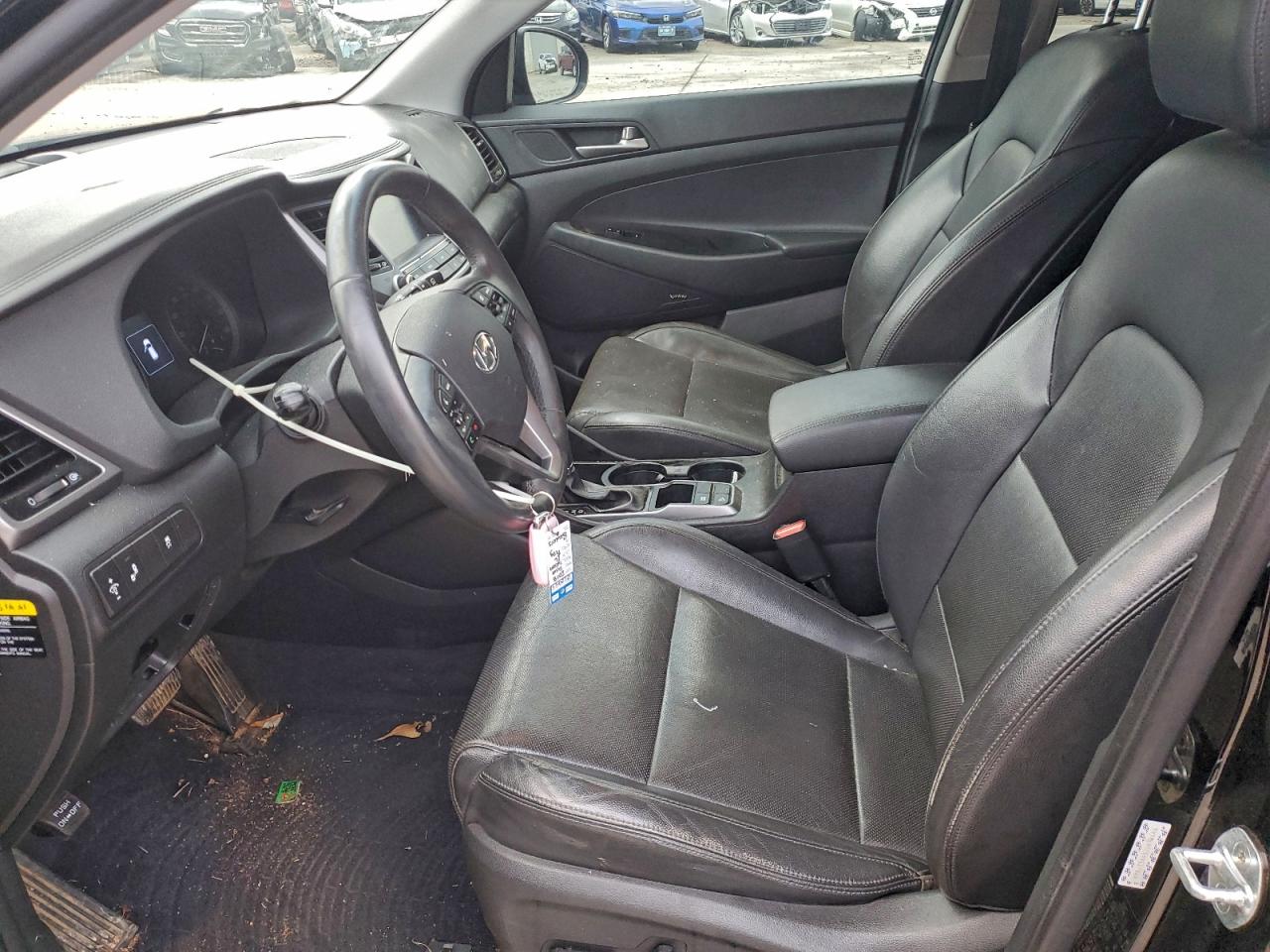 Hyundai TUCSON Sel Image 3