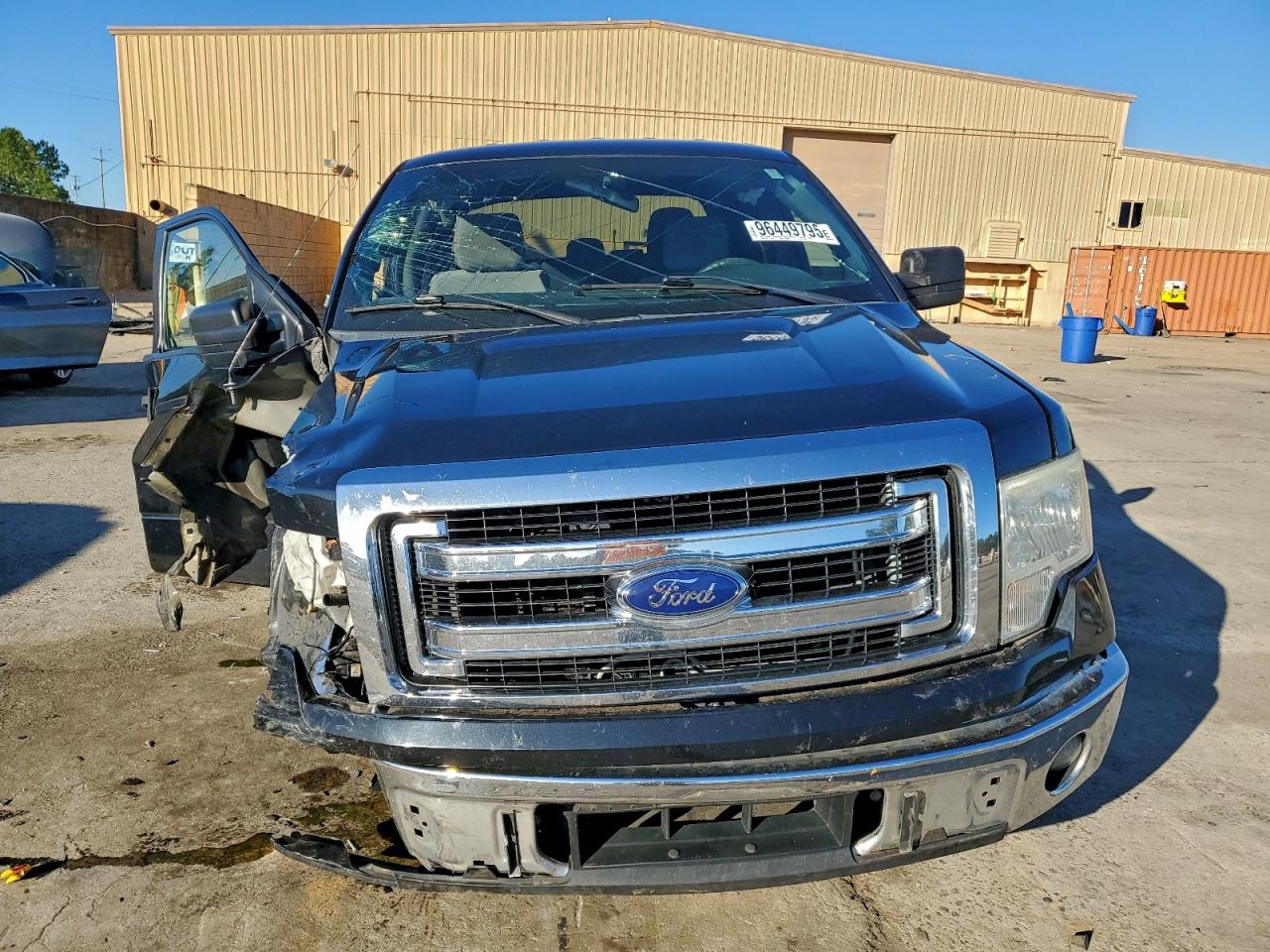 Ford F-150 Supercrew Image 6