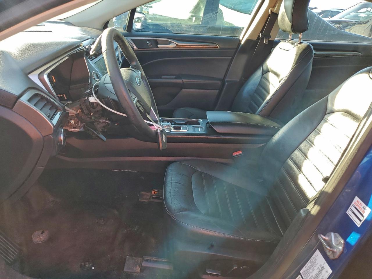 Ford Fusion Se Image 4