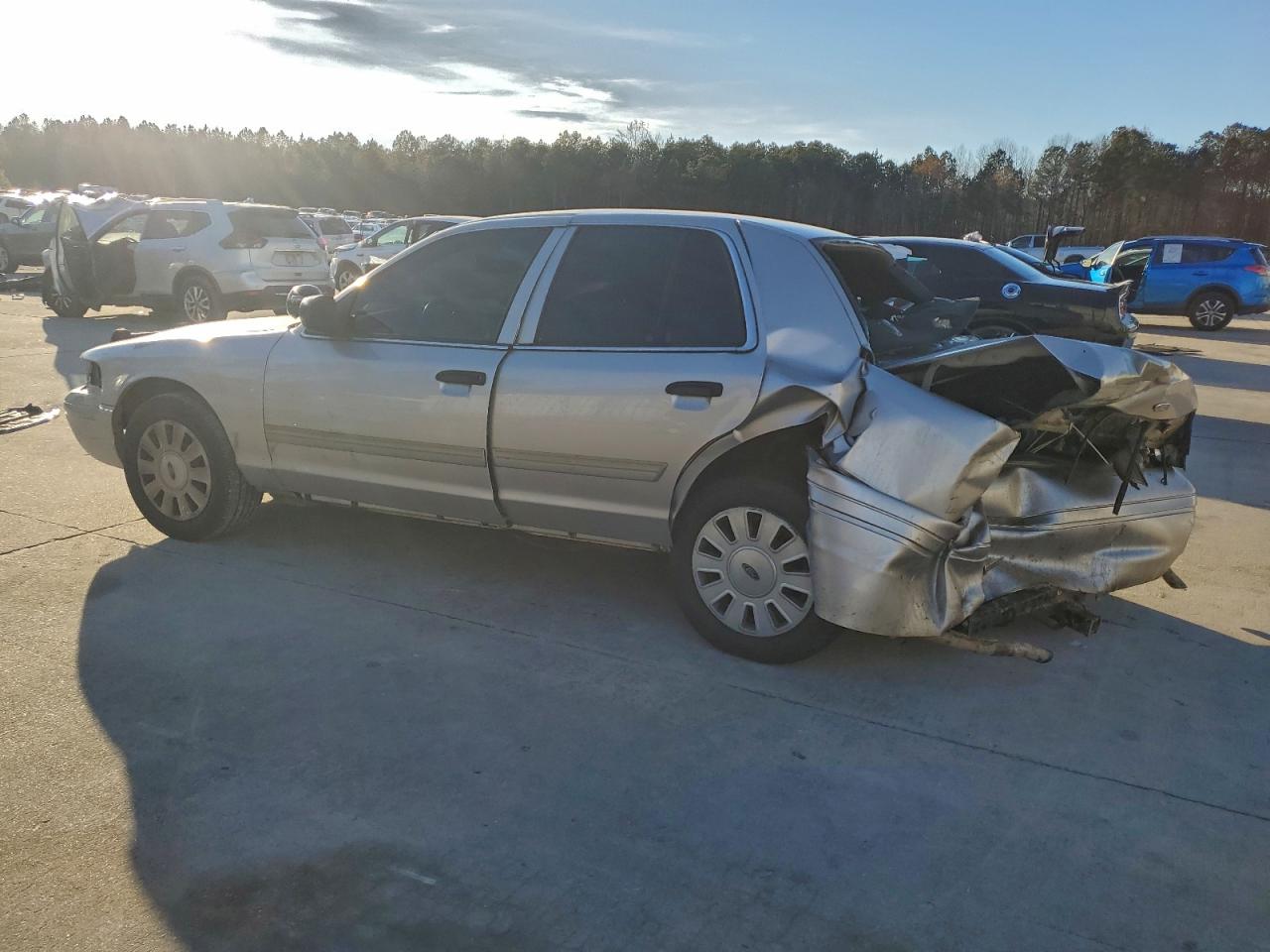 Ford Crown Vic Police Interceptor Image 11