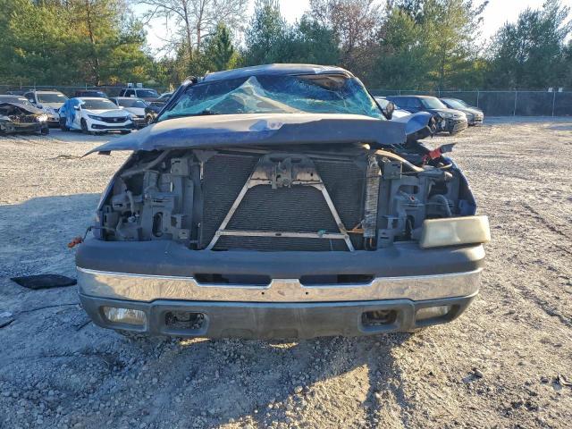 Chevrolet Silverado K1500 Image 3