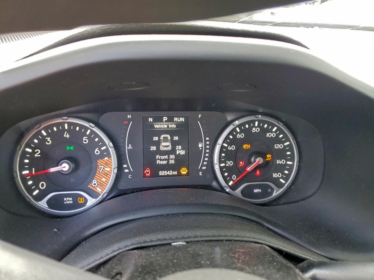 Jeep Renegade Sport Image 8