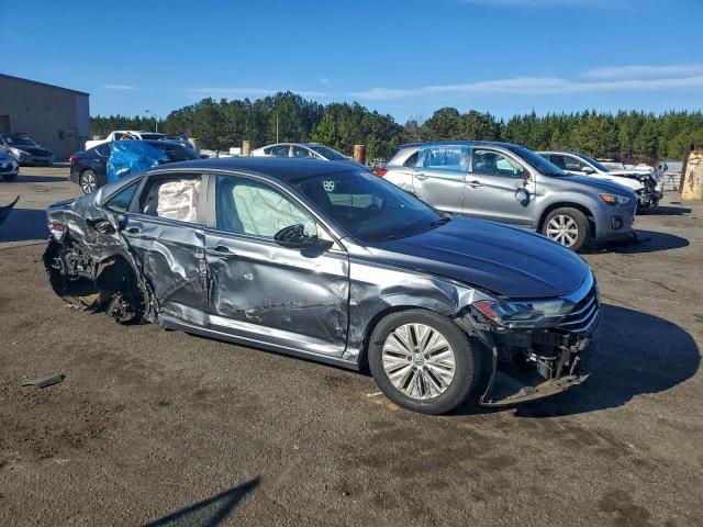 Volkswagen Jetta S Image 3