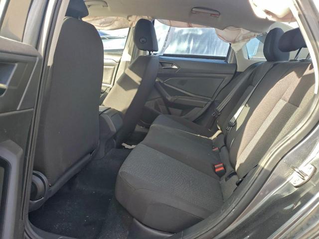 Volkswagen Jetta S Image 7