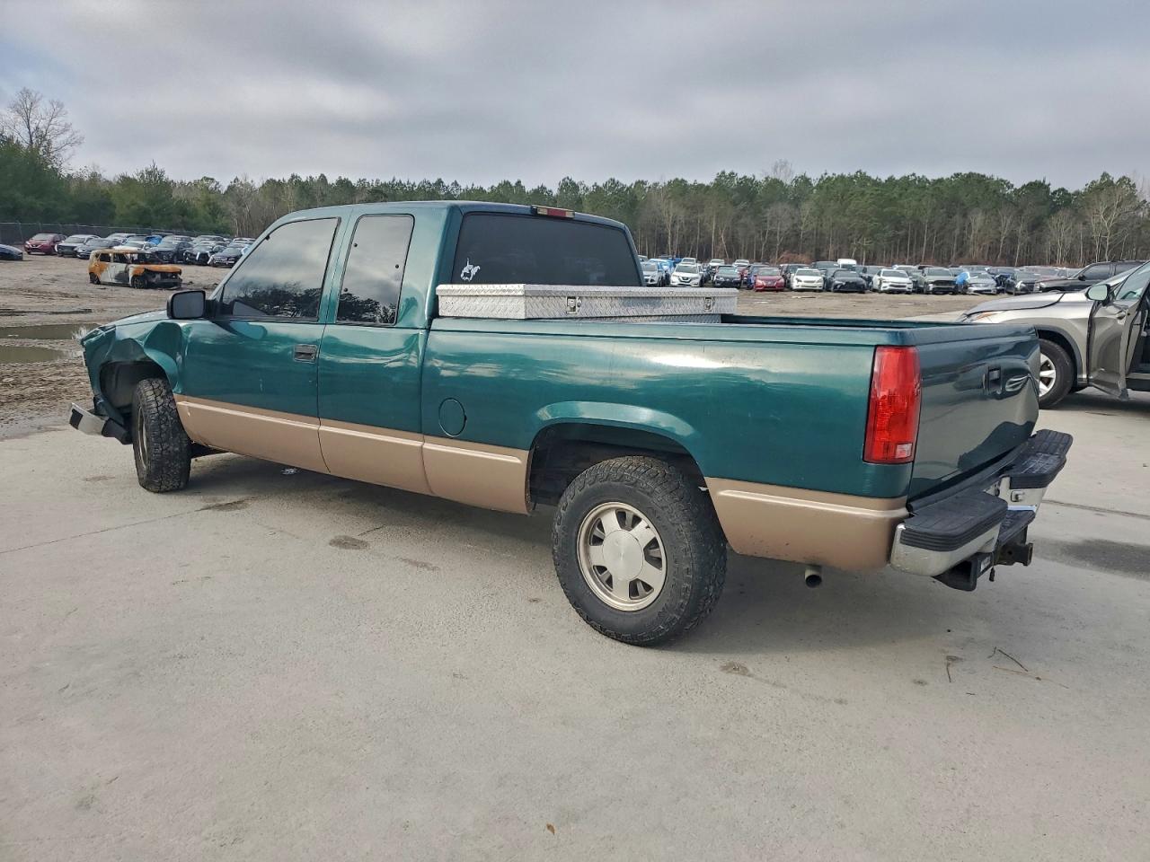 GMC Sierra C1500 Image 5