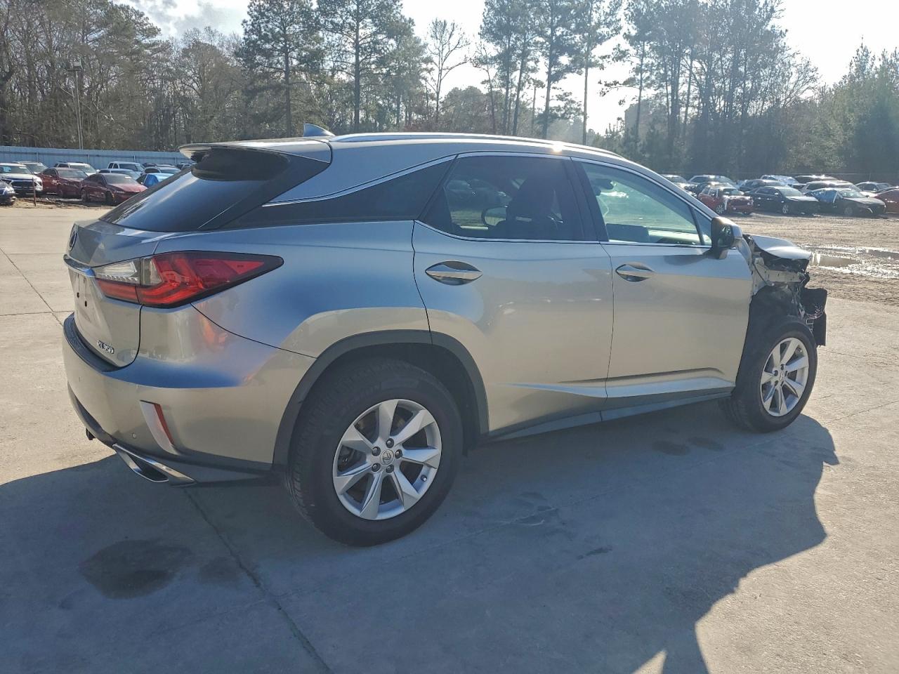 Lexus RX 350 Base Image 12