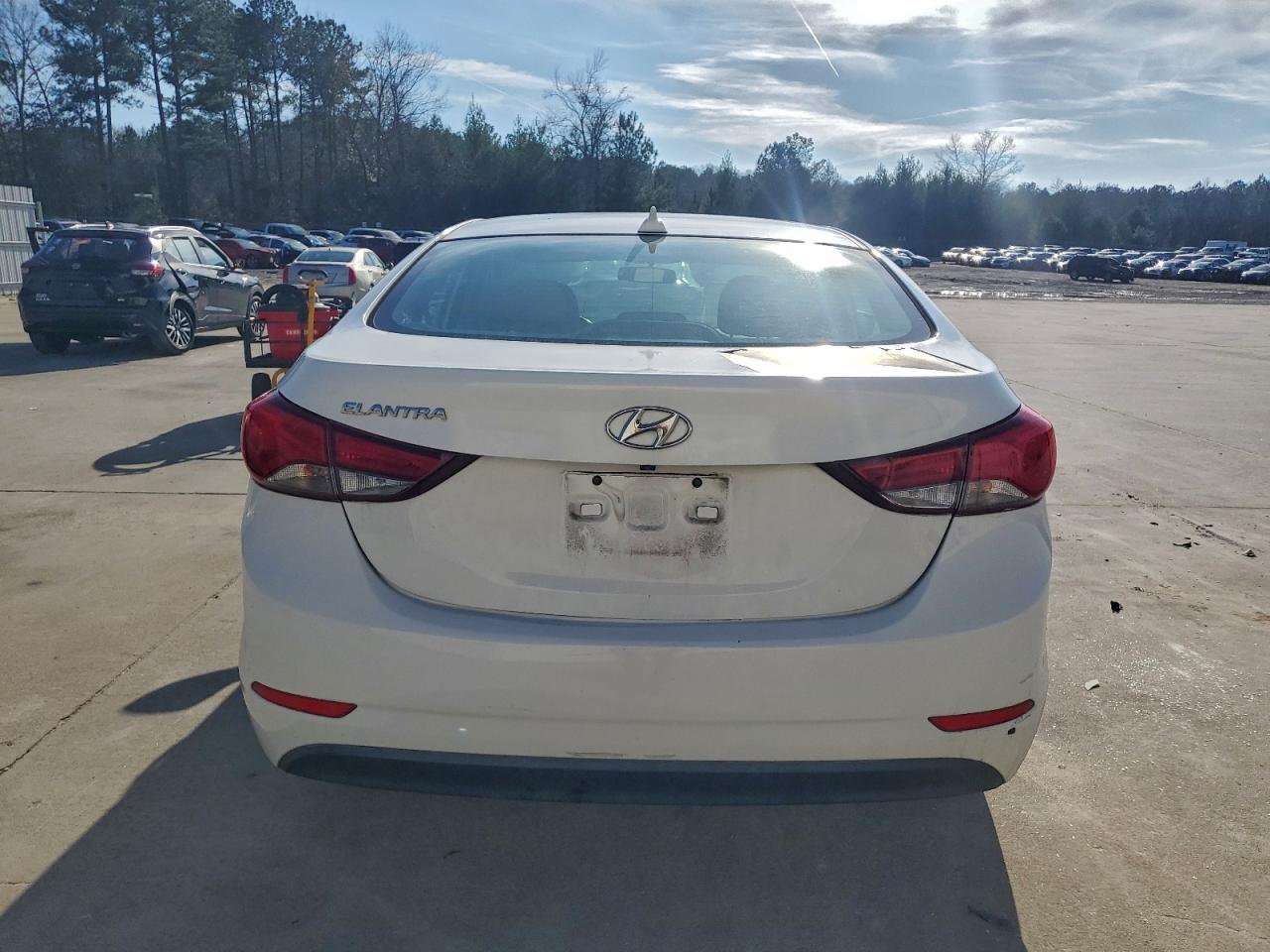 Hyundai ELANTRA Se Image 11