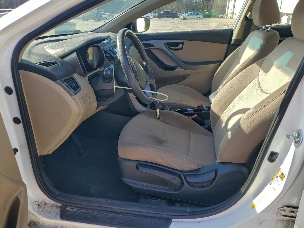 Hyundai ELANTRA Se Image 4