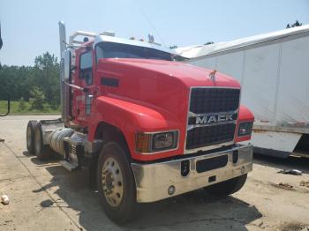  Salvage Mack Pinnacle