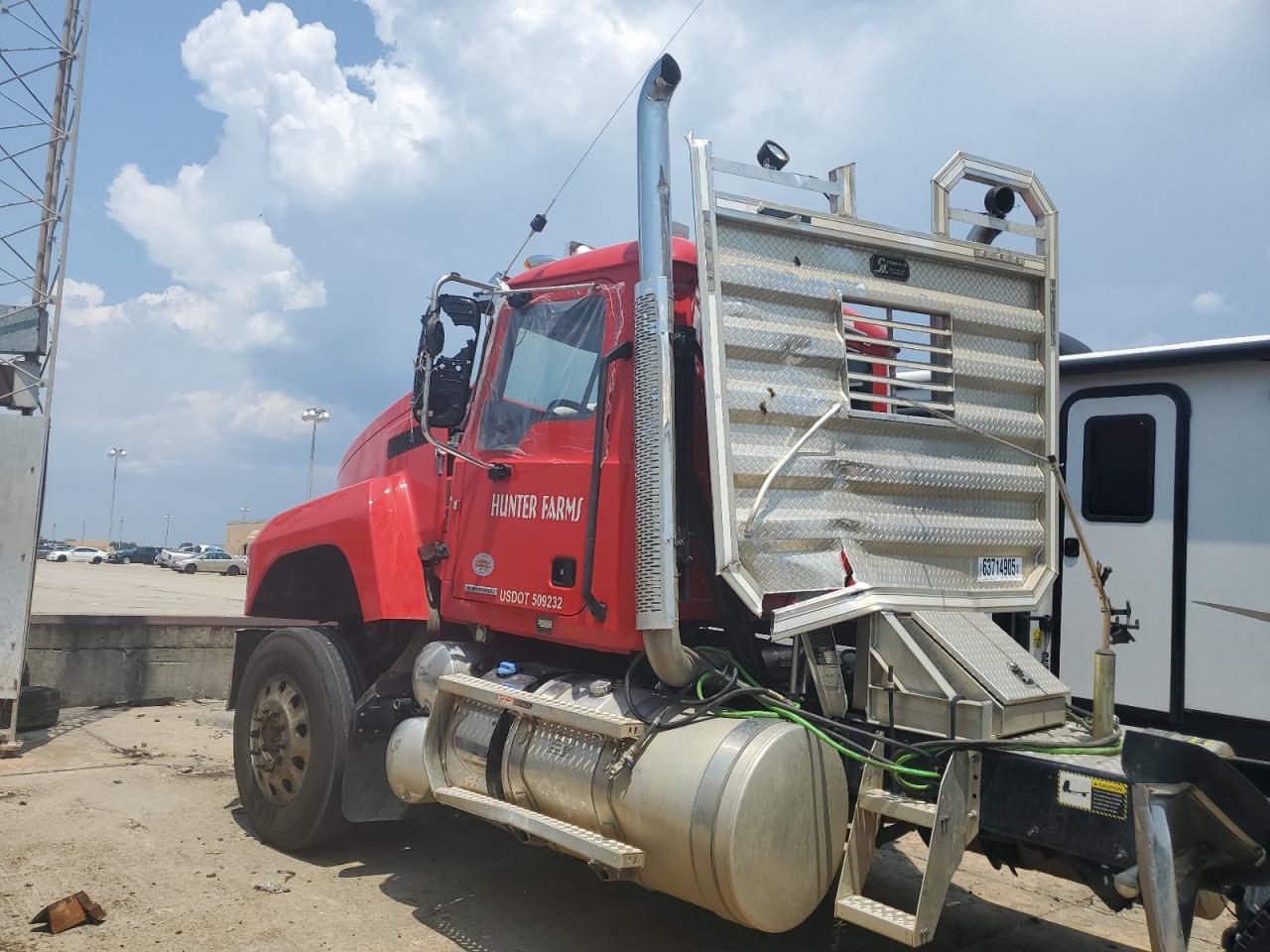 Mack Pinnacle Image 7