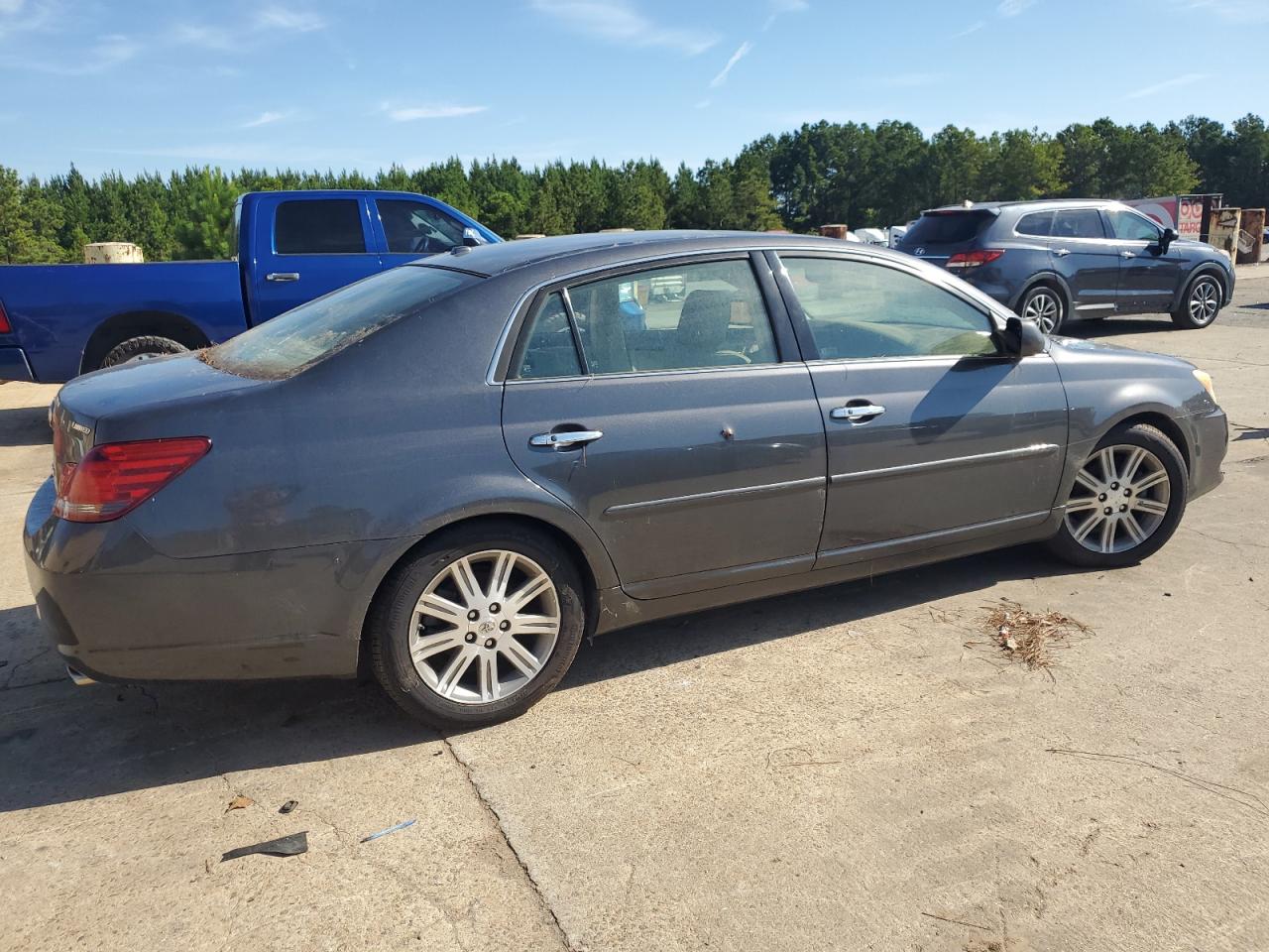 Toyota Avalon Xl Image 4