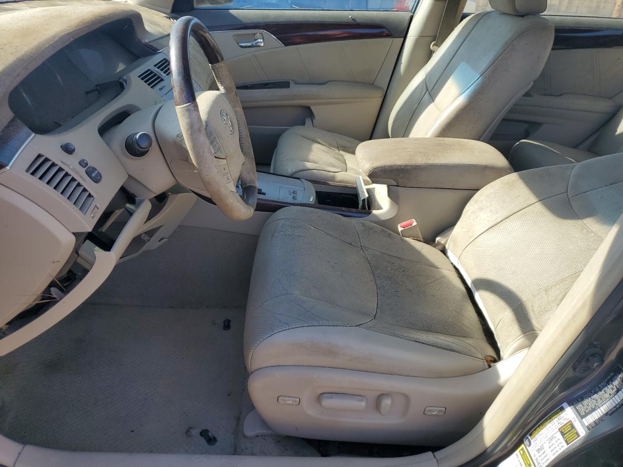 Toyota Avalon Xl Image 9