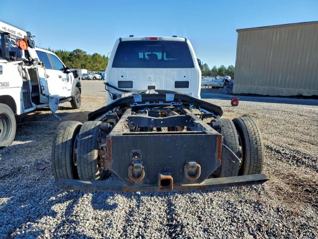 Ford F-550 Super Duty Image 3