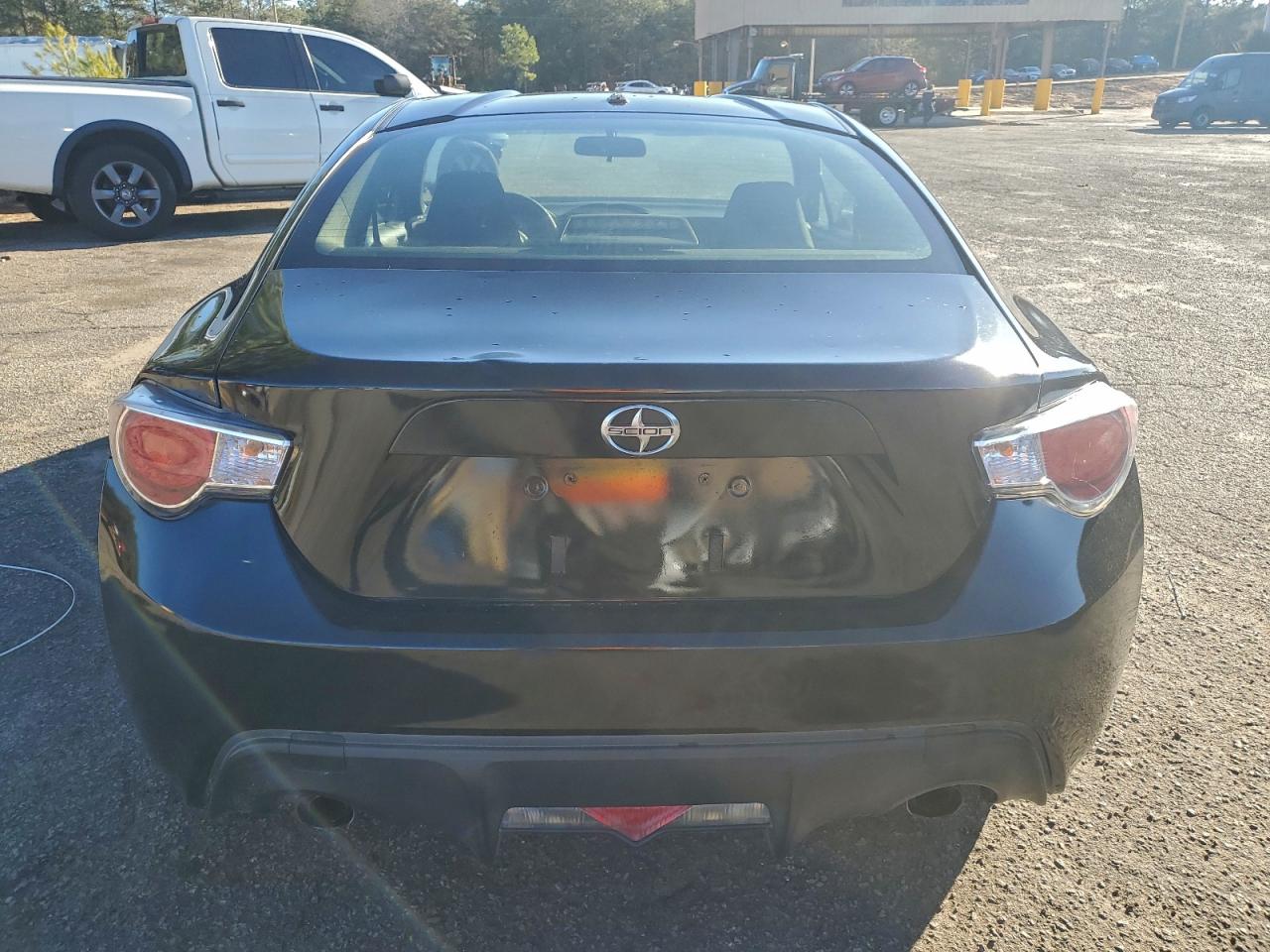 Toyota Scion Image 4