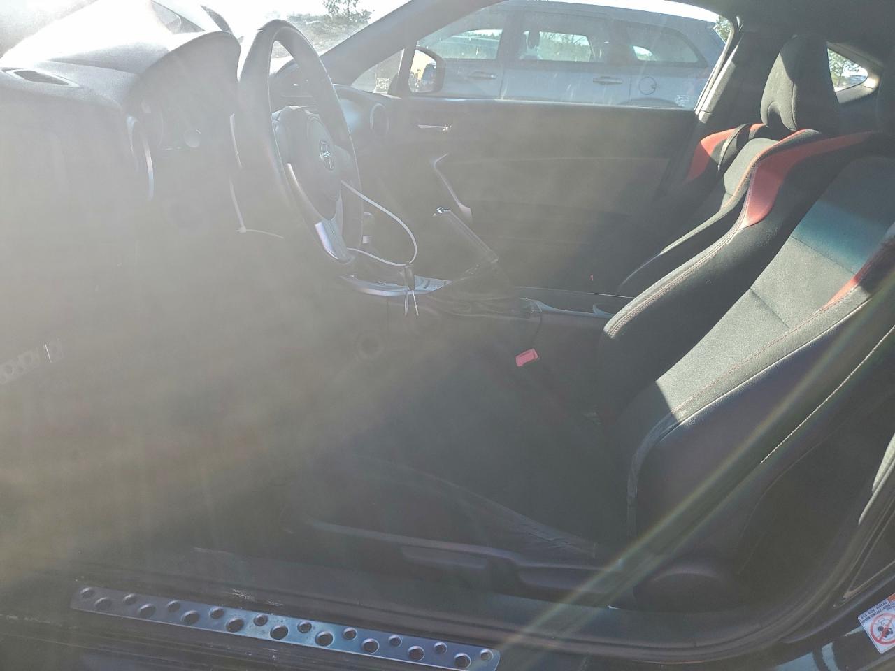 Toyota Scion Image 10