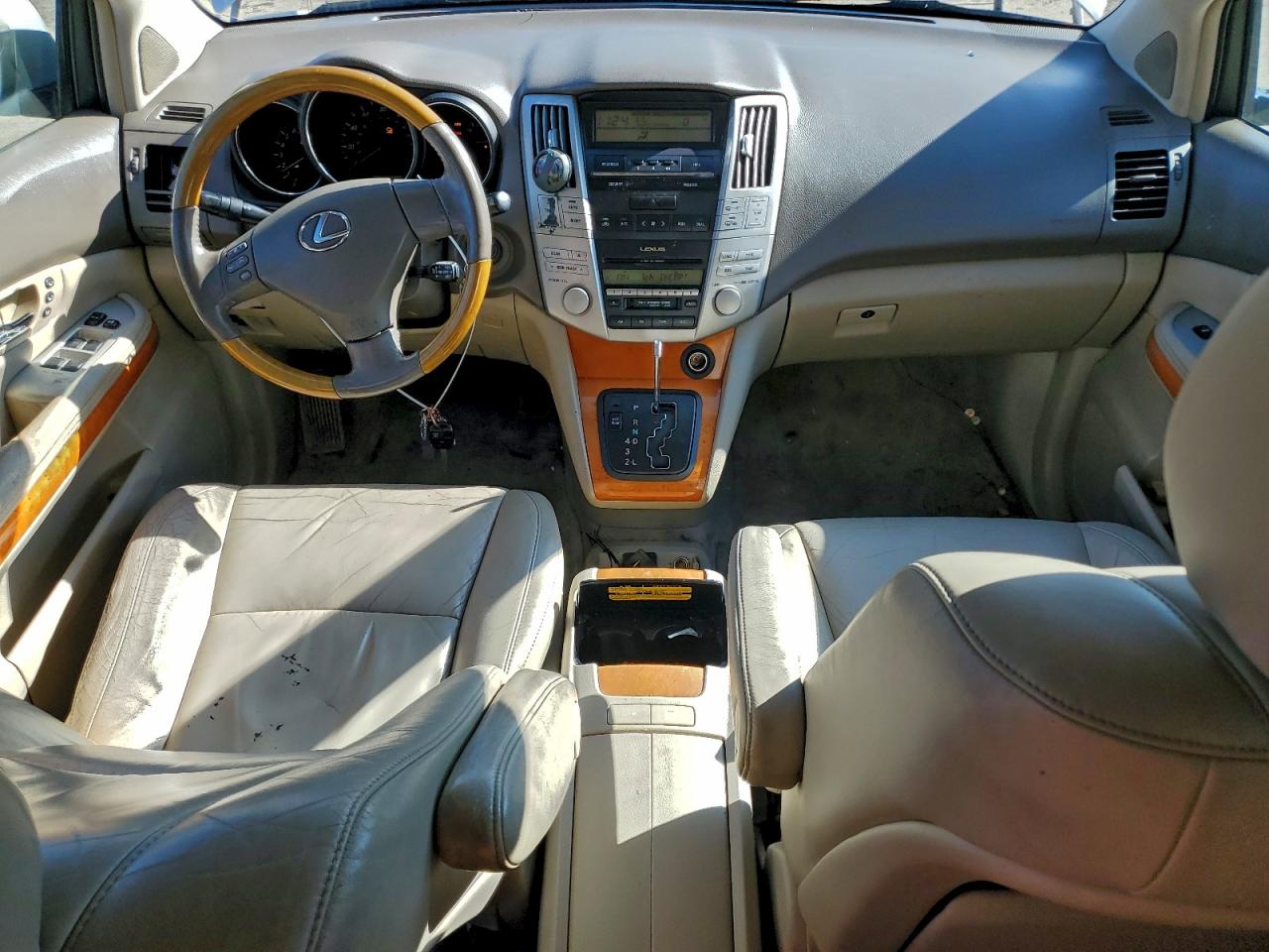 Lexus RX 330 Image 6