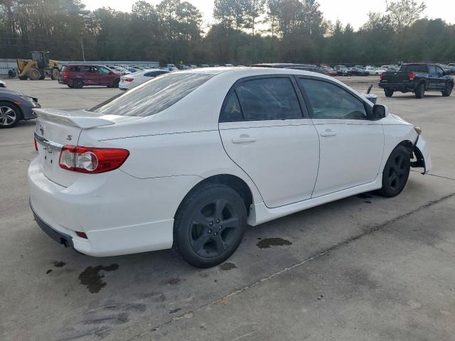 Toyota Corolla Base Image 2