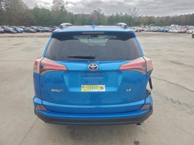Toyota RAV4 Le Image 6