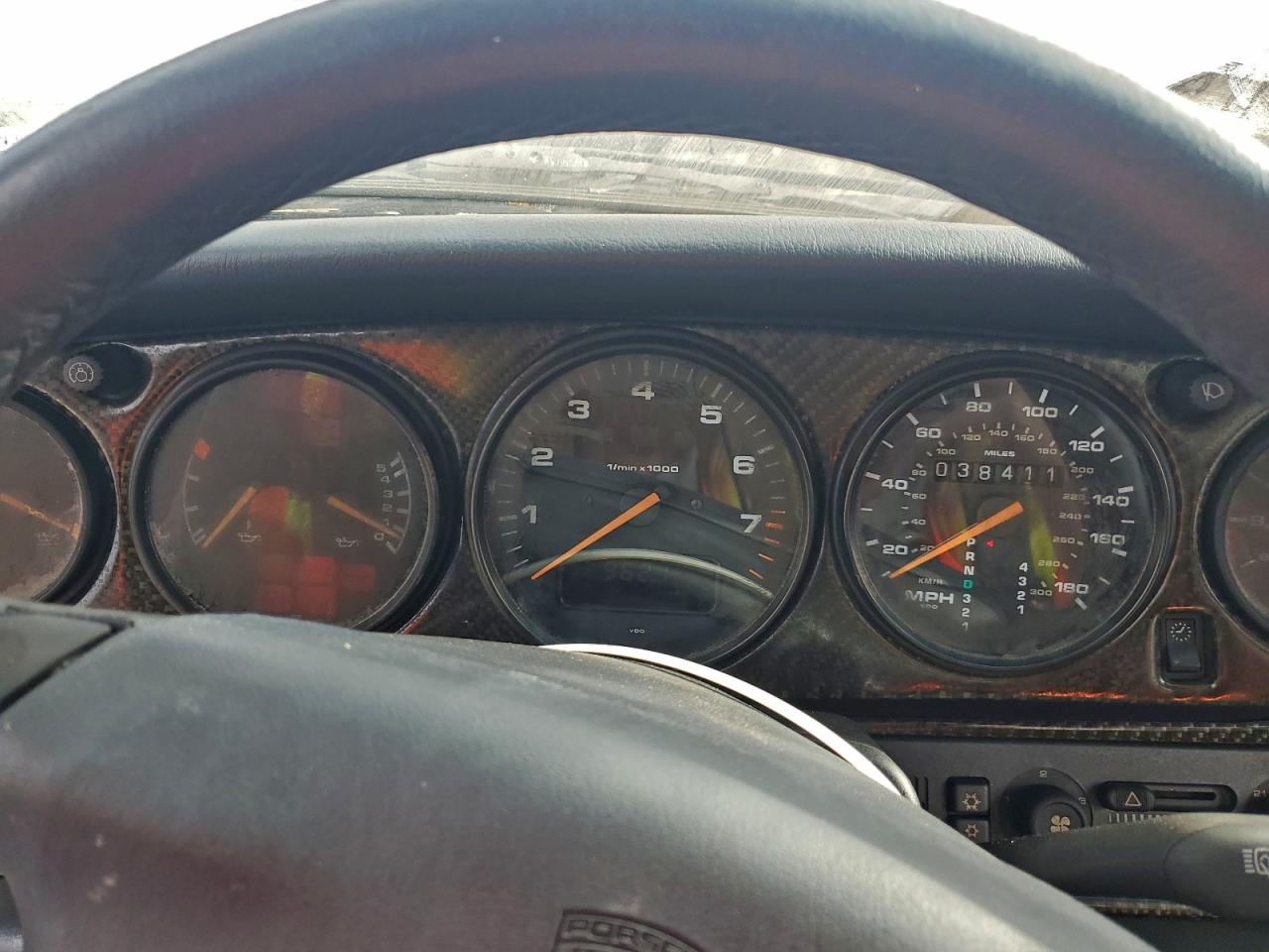 Porsche 911 Carrera 2 Image 2