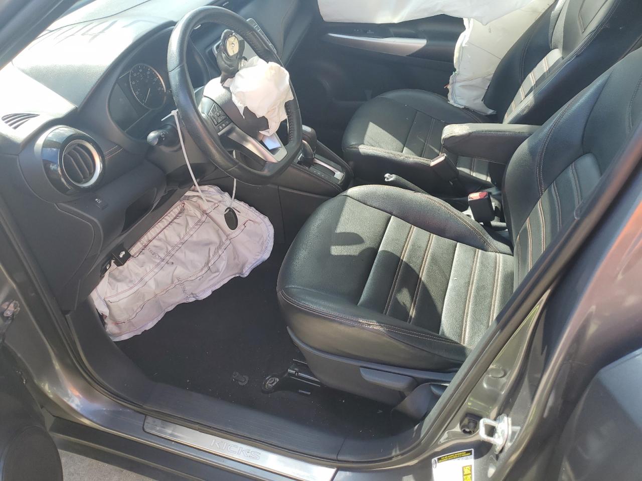 Nissan Kicks S Image 11