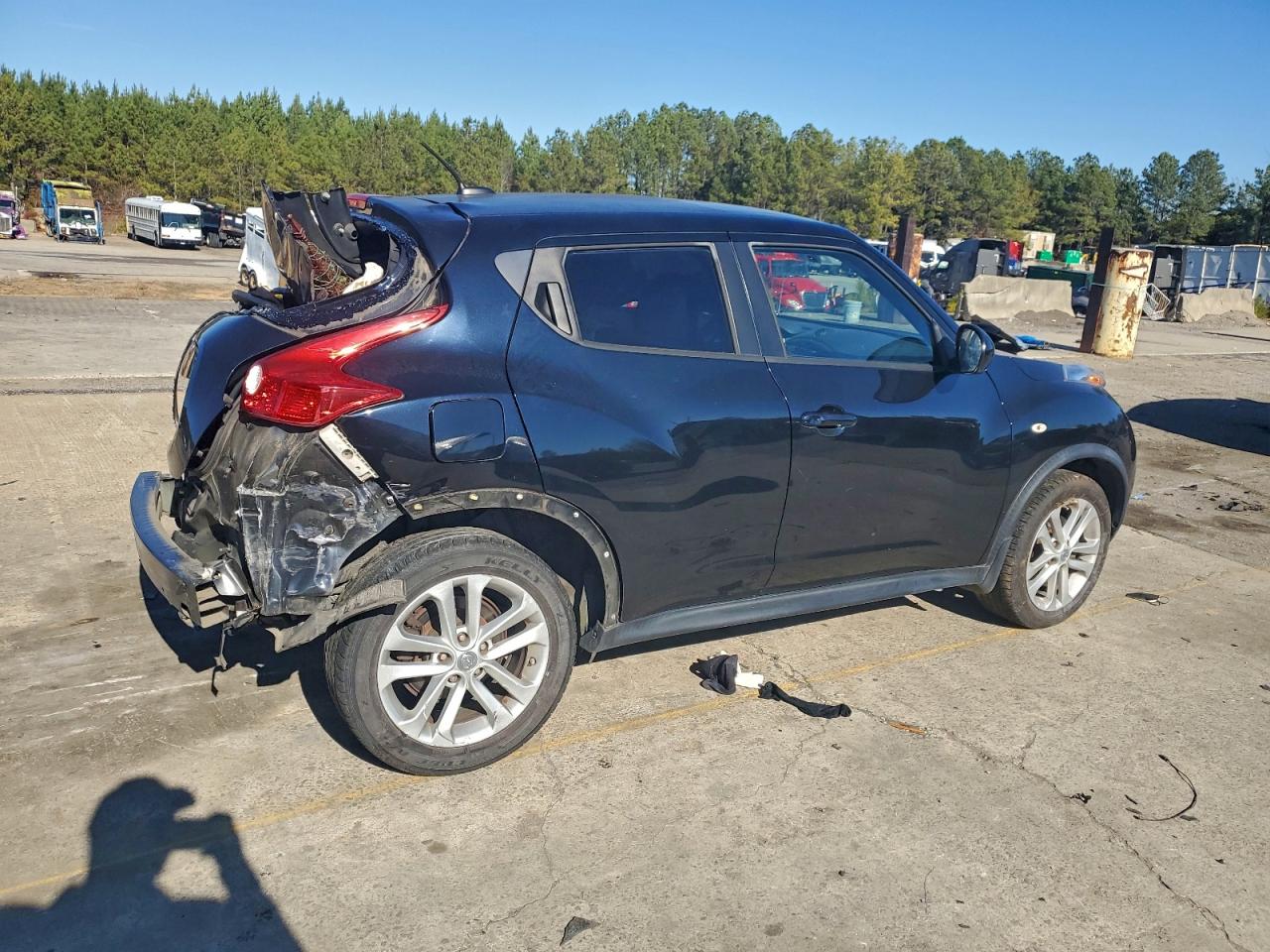 Nissan JUKE S Image 2