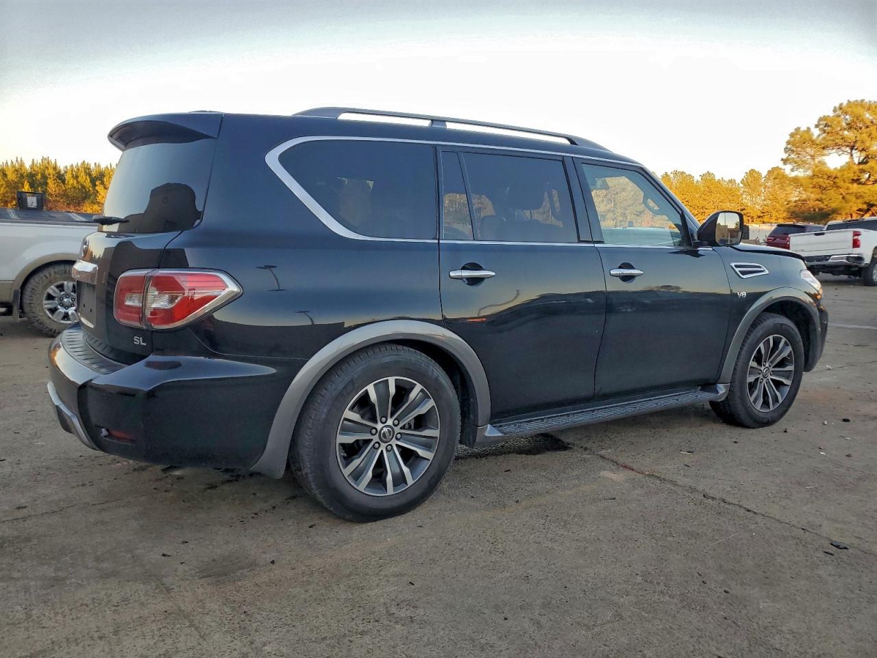 Nissan Armada Sv Image 5