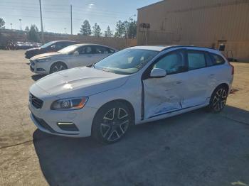  Salvage Volvo V60
