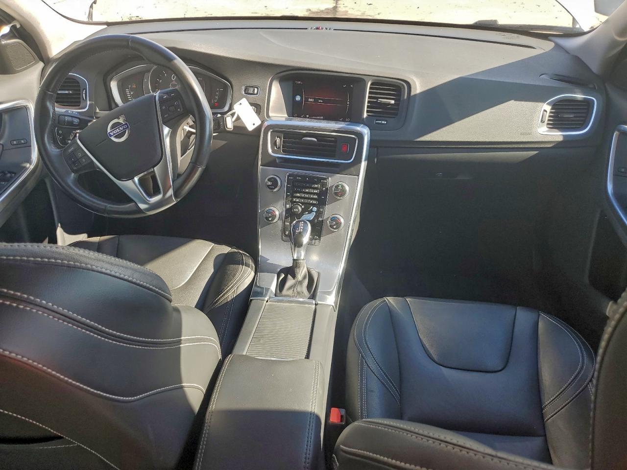 Volvo V60 T5 Dynamic Image 8