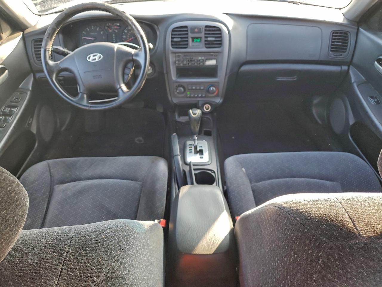 Hyundai SONATA Gl Image 6