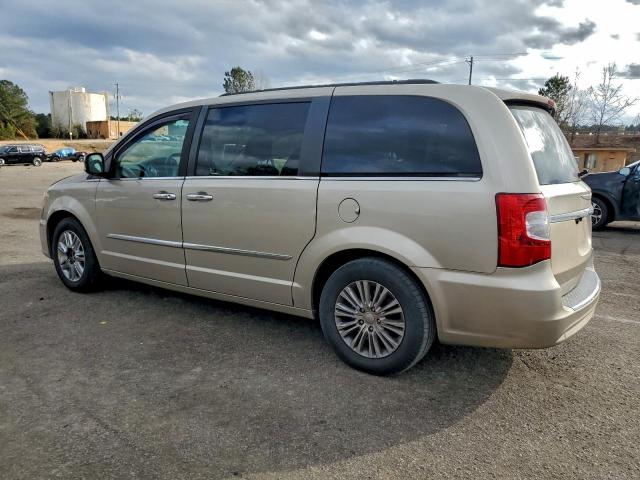 Chrysler Minivan Touring L Image 2