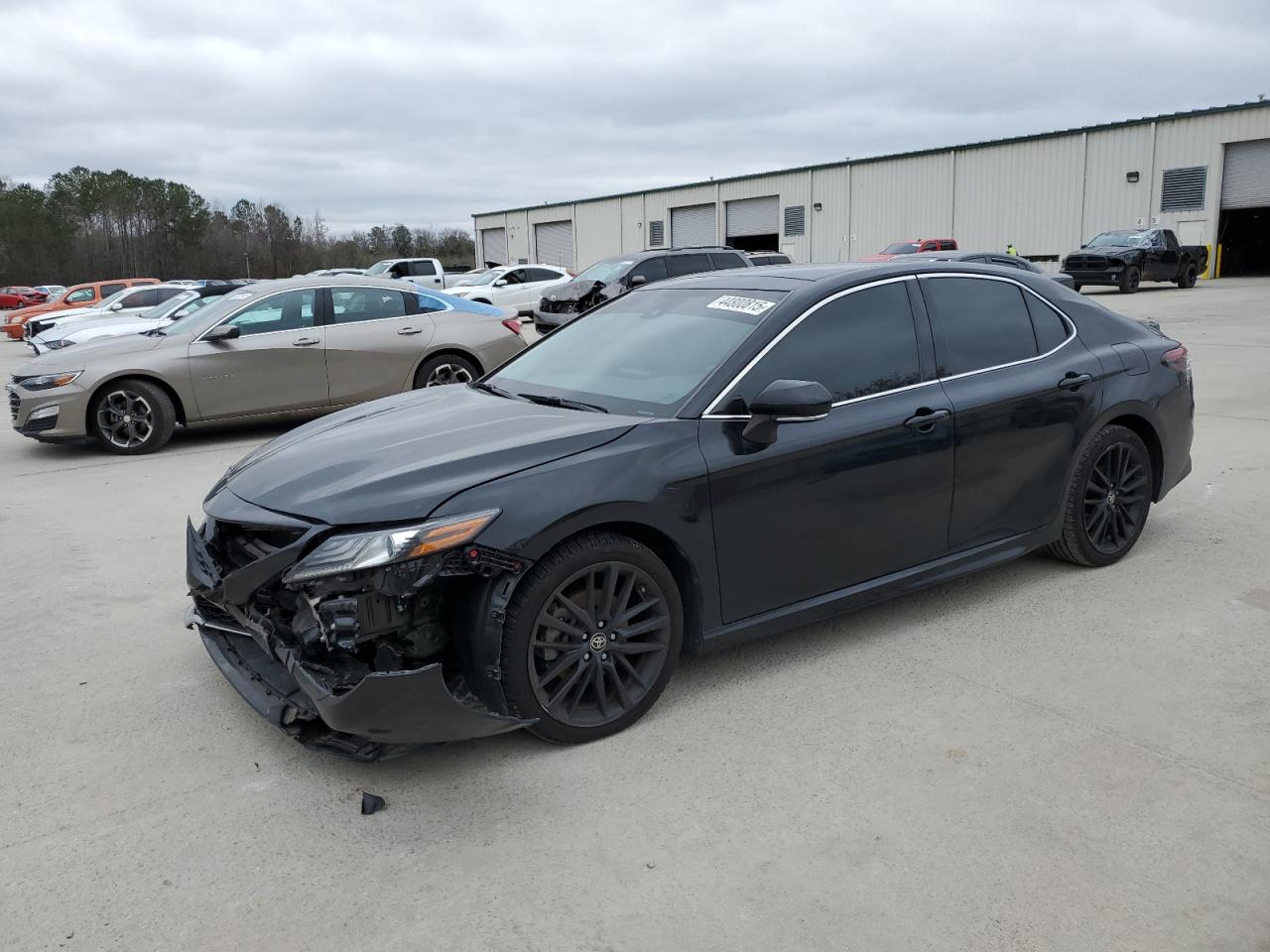 Toyota Camry Xse Image 1