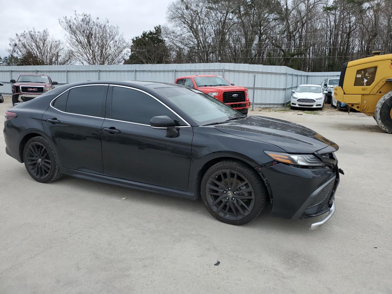 Toyota Camry Xse Image 3