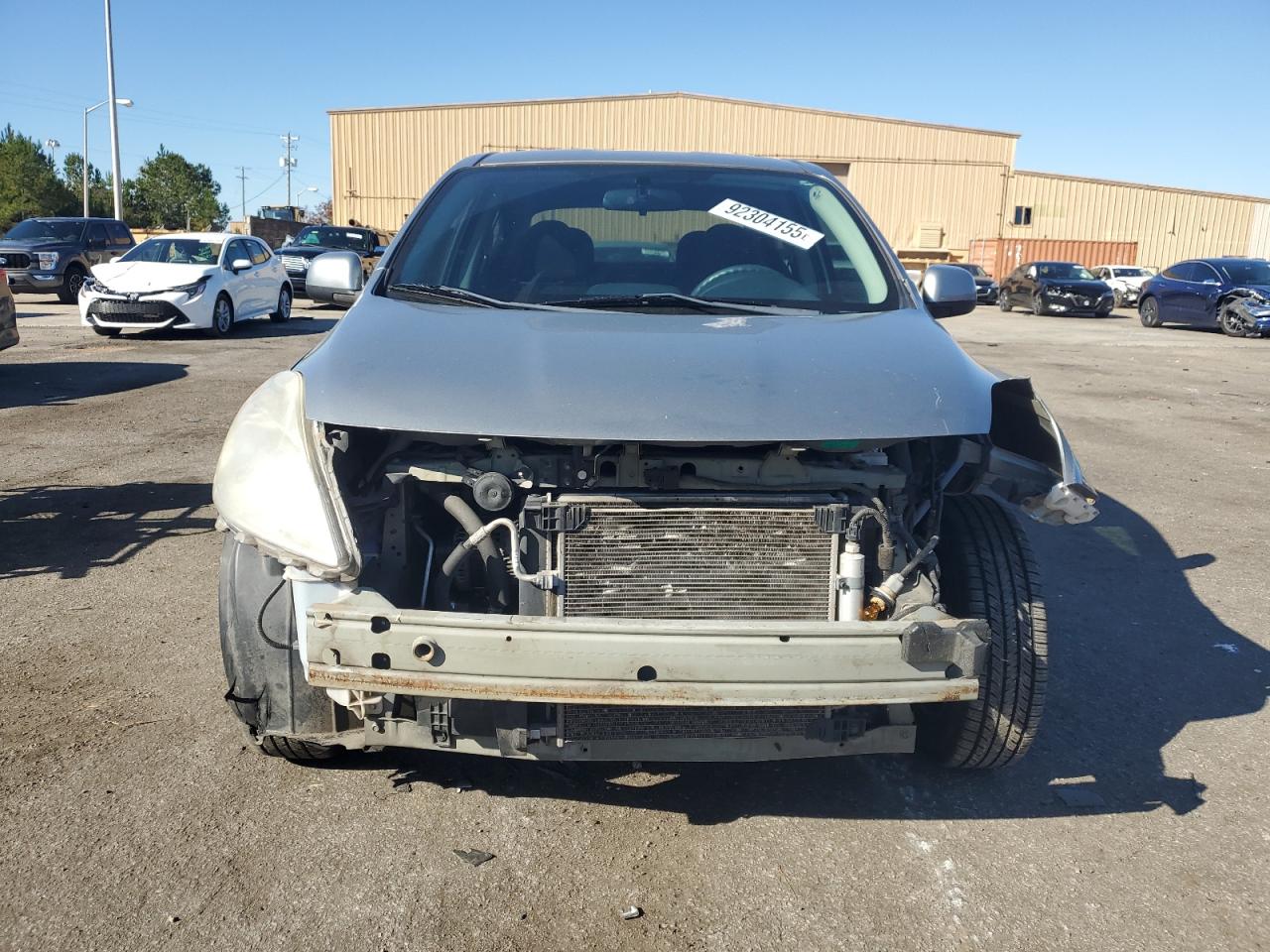 Nissan Versa S Image 3