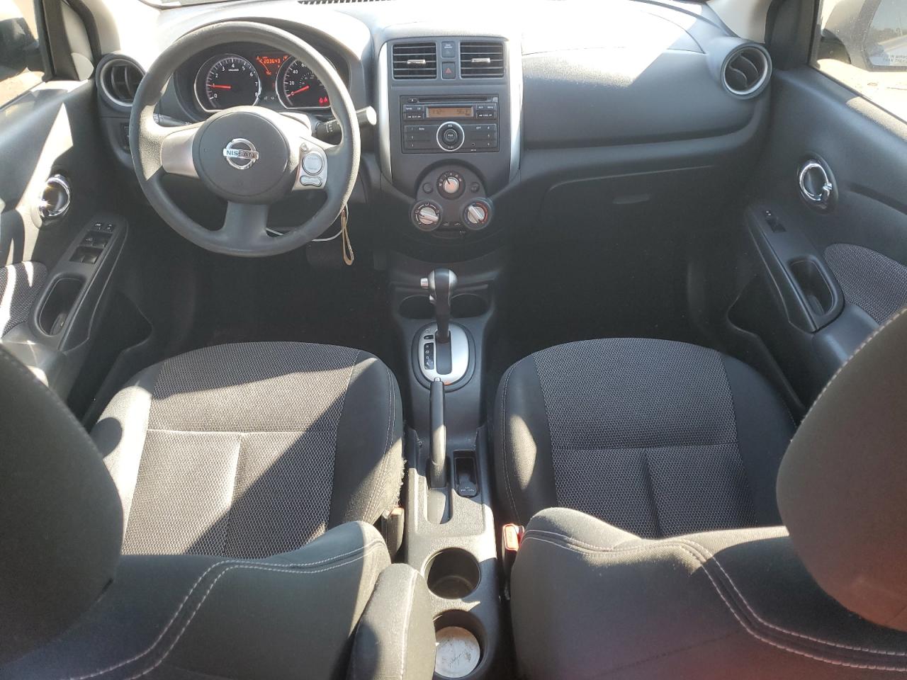 Nissan Versa S Image 4
